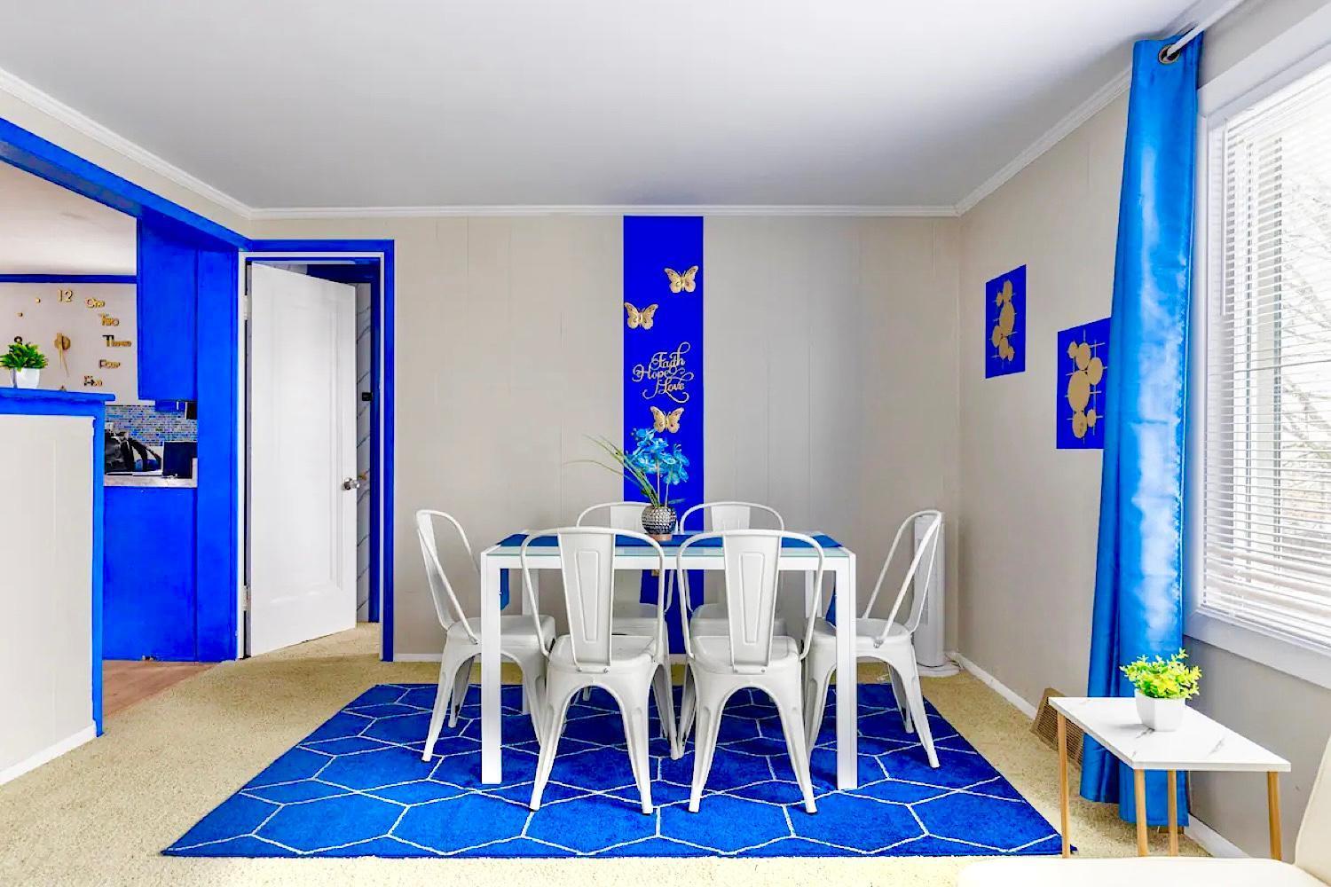 The Sapphire Haven - Your Old Brooklyn Oasis Awaits Families, Couples, Business Travelers Near Downtown With Parking, 300 Mb Wifi & Self Check-In Cleveland Buitenkant foto